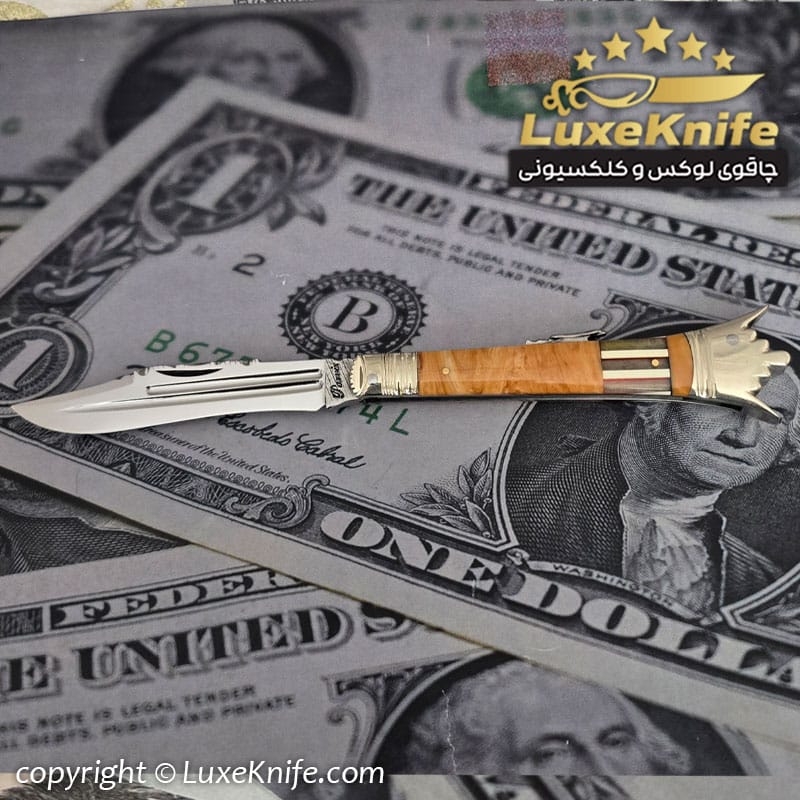 اثر هنری کلکسیونی استاد پرویز علیخانی طرح تاج کد LUX45 ( دسته سندلوس آلمانی کهنه )